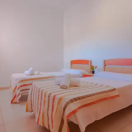 Διαμέρισμα Empedrola 6 *